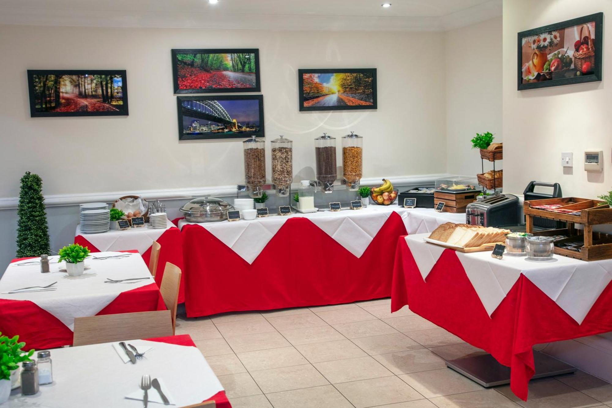 Queensway Hotel, Sure Collection By Best Western Hotel 3*